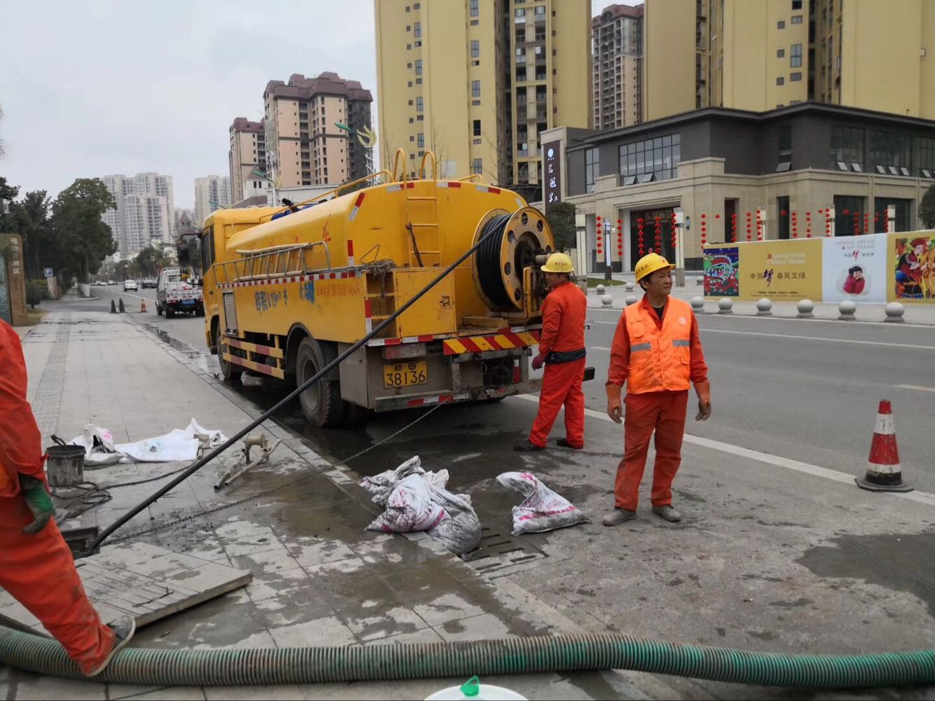 温泉排污管道清淤-管道清洗