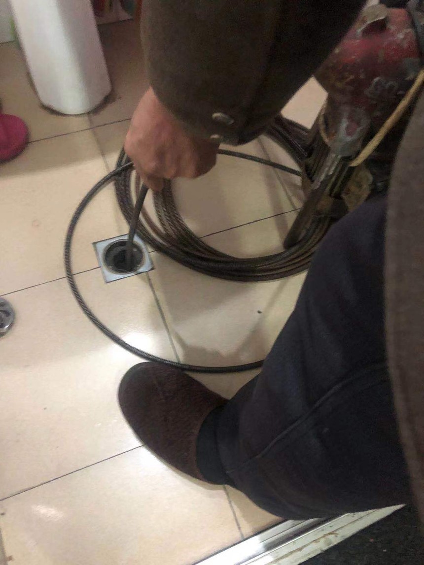 温泉管道疏通，疏通下水道